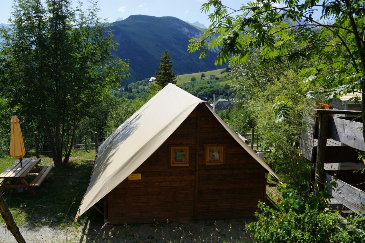 Le Domaine Du Trappeur Otel Saint-Sorlin-dʼArves Dış mekan fotoğraf